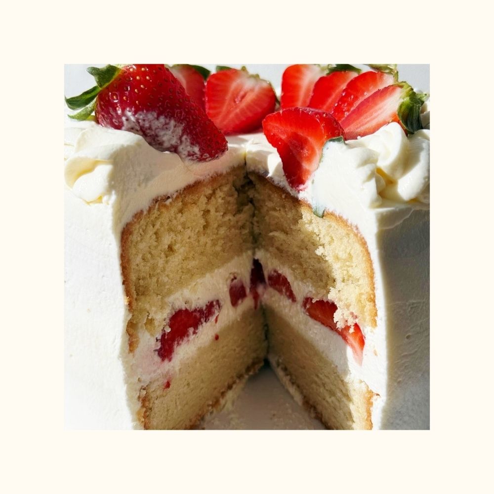Fresh Strawberry & Cream Cake