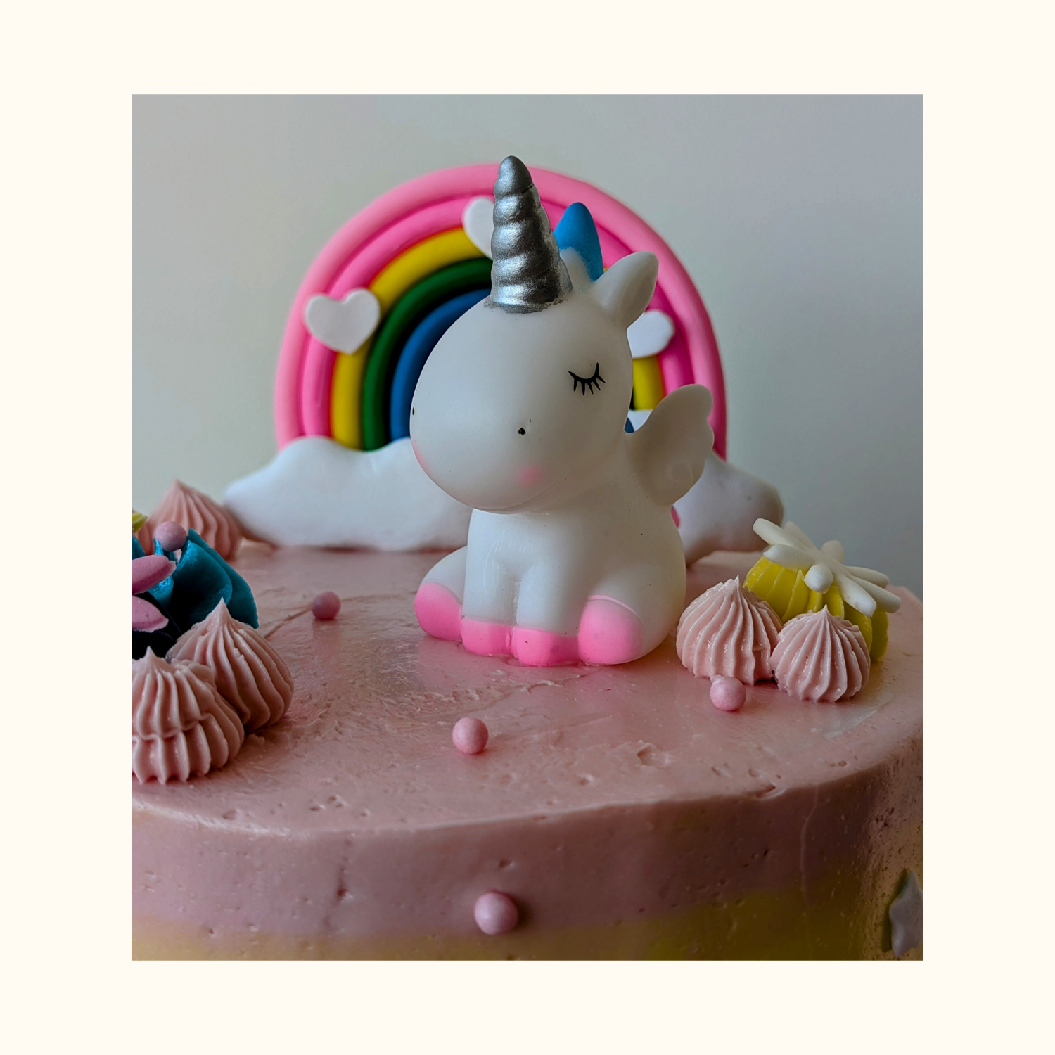 Unicorn Rainbow Cake
