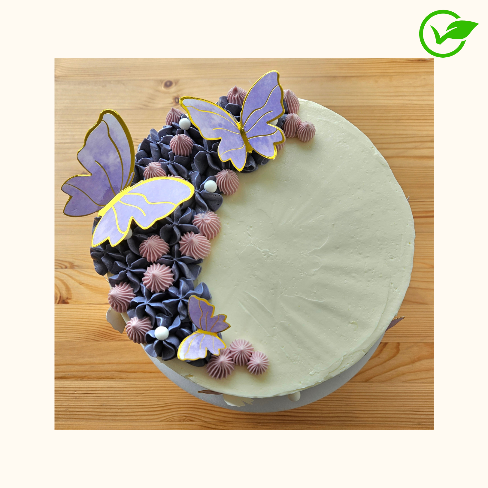 White & Purple with Butterflies Cake - Vegan Ⓥ